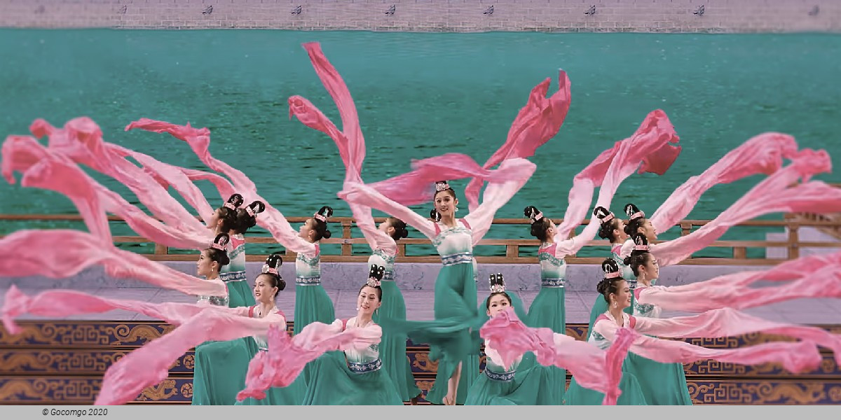 Shen Yun, photo 1, photo 2