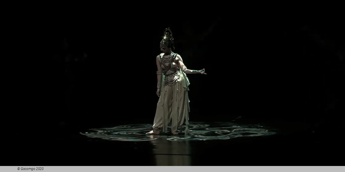 Tong Ruirui's directorial work: the dance drama "Kucha"